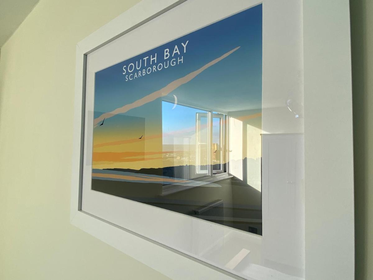 Lighthouse View, One Min From Harbour & Beach Apartment Scarborough Bagian luar foto